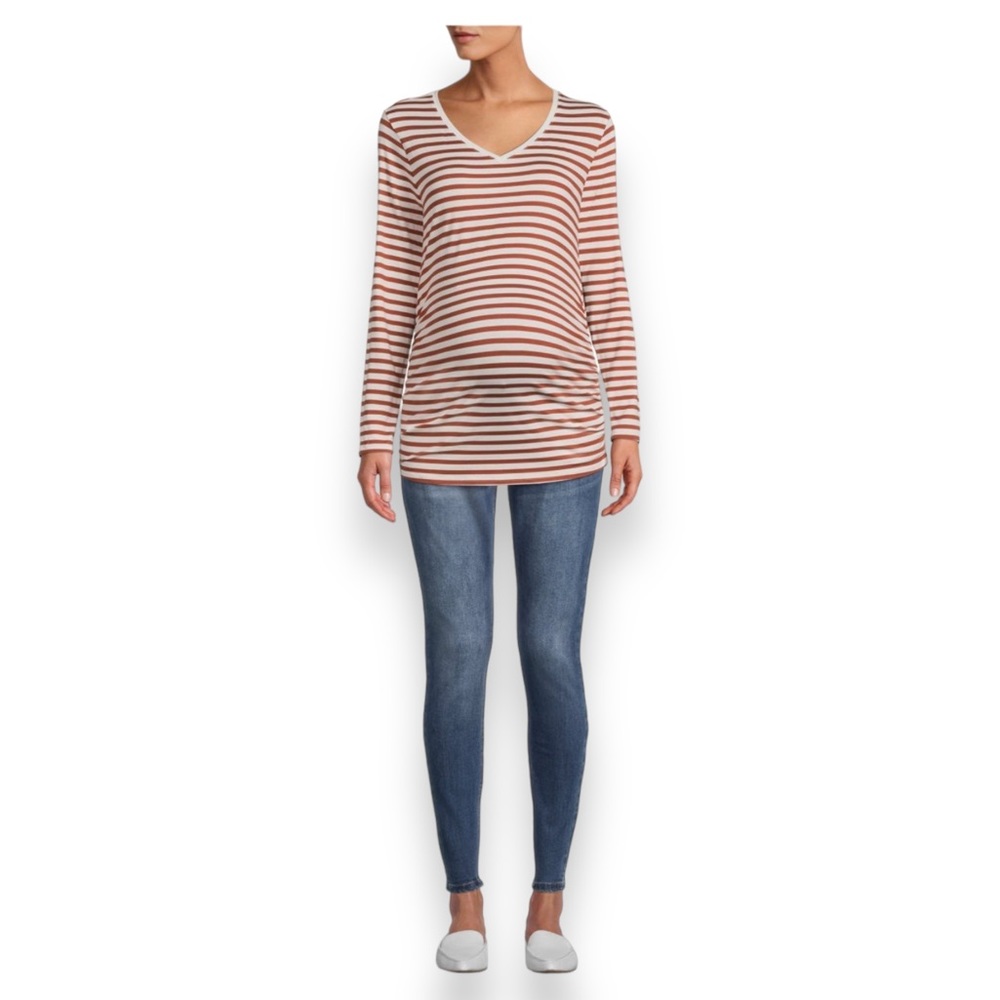 Time and Tru Maternity Women’s Long Sleeve V Neck Tee, Brown, size XXL